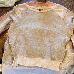american eagle sweater grey zippers on side